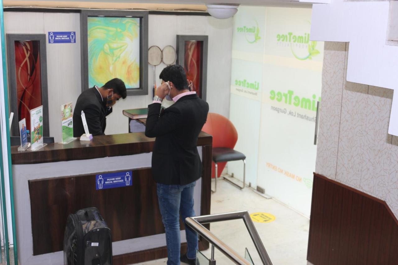 Lime Tree Hotel Sushant Lok Gurgaon Sector 29 Next To Iffco Chowk Metro Exteriör bild